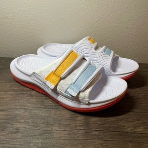 Brand New HOKA Ora Luxe Recovery Slides